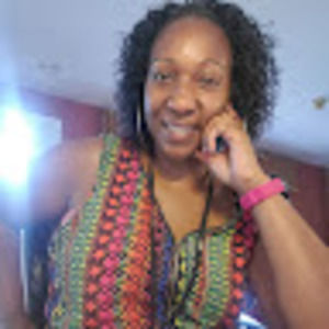 Meet your Posher, Desiree